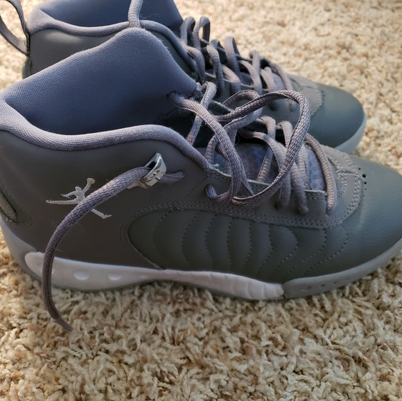 Jordans - Picture 4 of 5